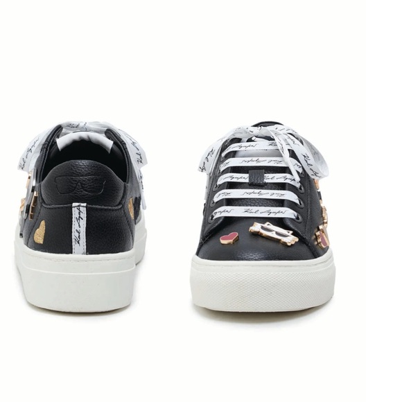 Karl Lagerfeld Paris US 7.5 EU 37.5
CATE PINS
BLACK
TUMBLED LEATHER
Like new - Picture 6 of 16